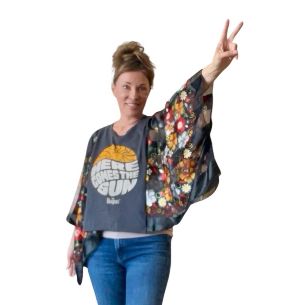 Customized Floral Gray Women's Beatles Kimono T